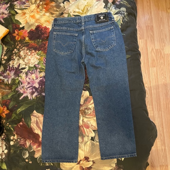 Versace Jeans Couture Denim Capris - Picture 6 of 6